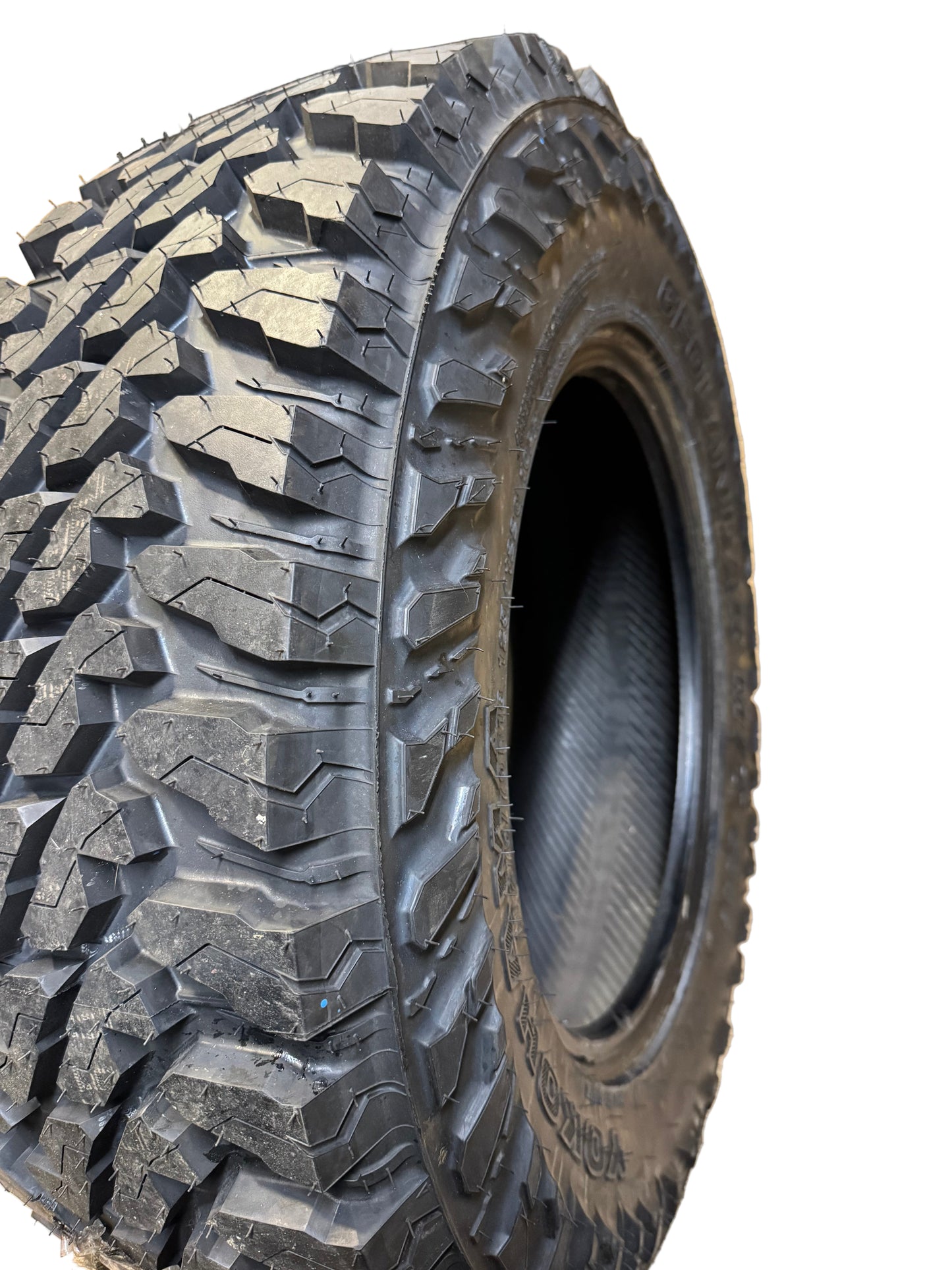 YOKOHAMA GEOLANDAR M/T G003 BSW LT 275 70 18 125/122Q 10PLY MUD TERRAIN TIRE 110133329