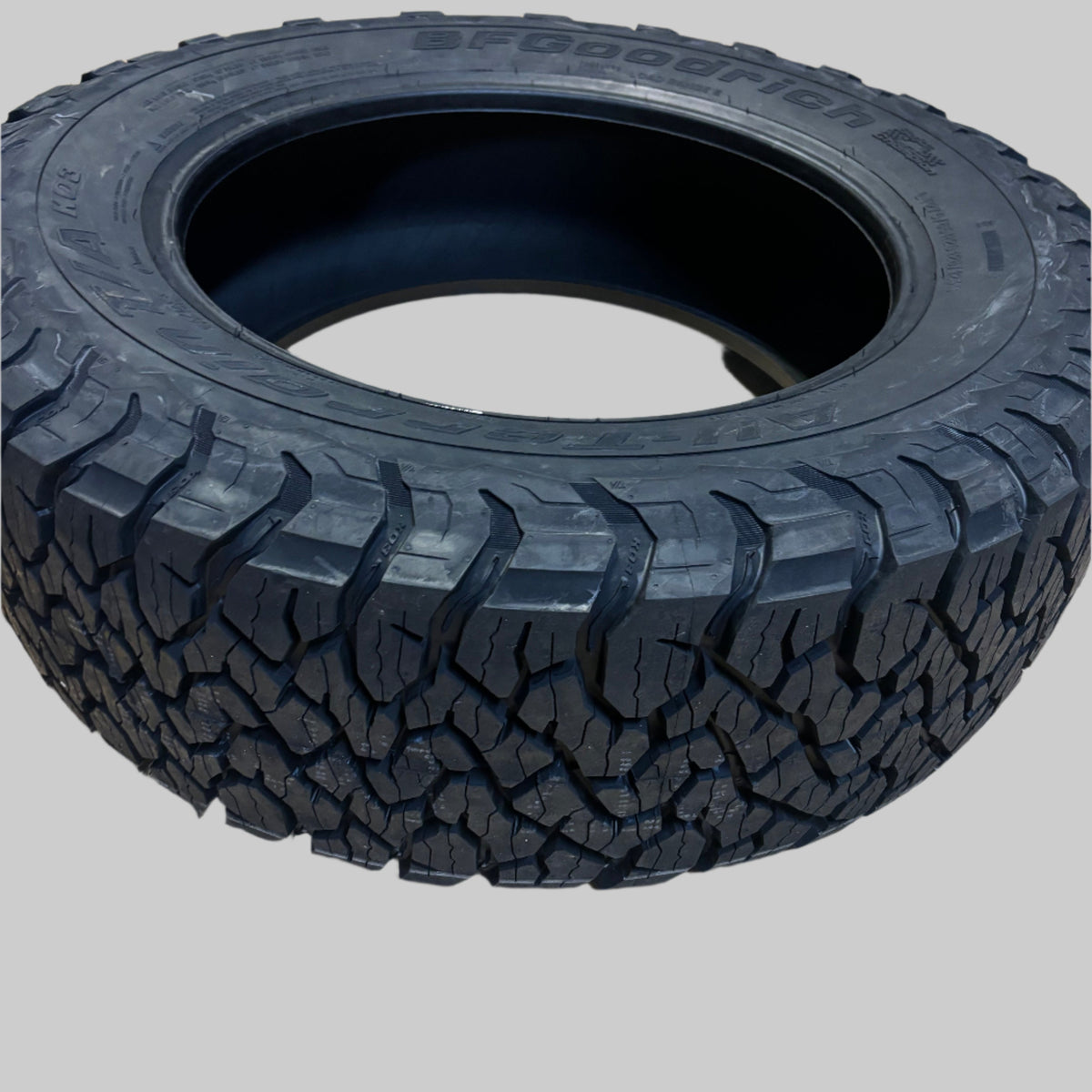 BFGOODRICH ALL-TERRAIN T/A KO3 BSW LT 275 65 20 126/123S 10PLY TIRE 26116