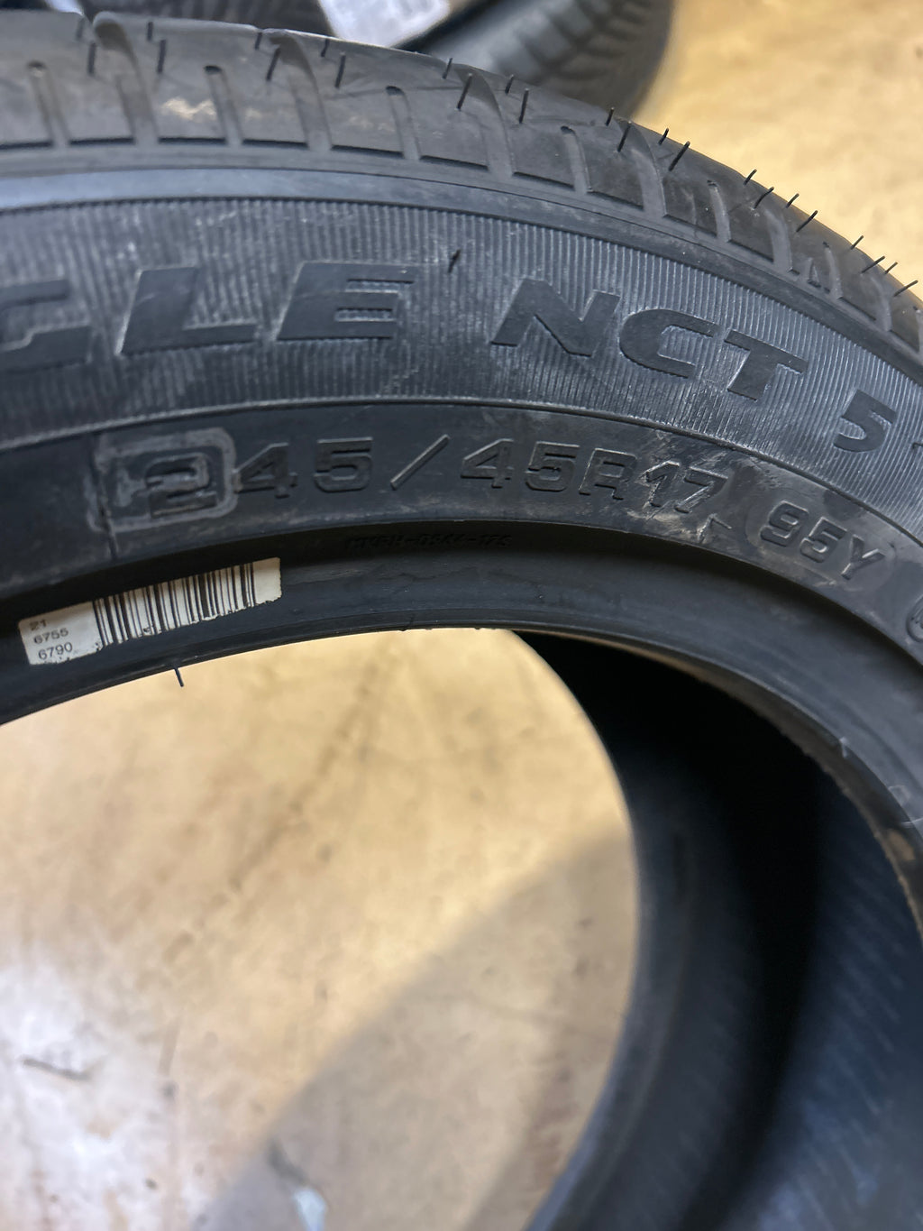 NOS 2 GOODYEAR EAGLE NCT5* BMW RSC RUNFLAT P245 45 17 95Y SL TIRE 797638271