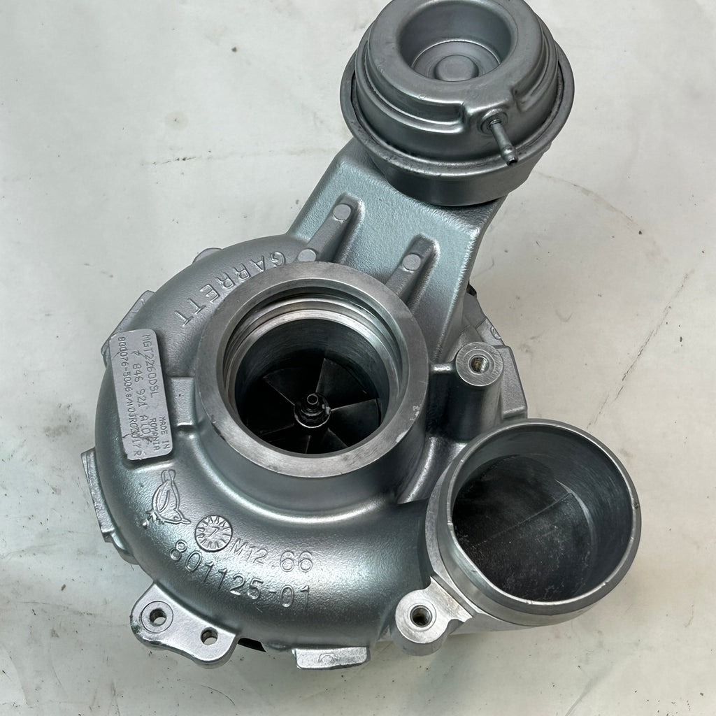 USED SPD GARRETT TURBOCHARGER FOR BMW M5 M6 4.4L 13-15 S63  MGT2260DSL