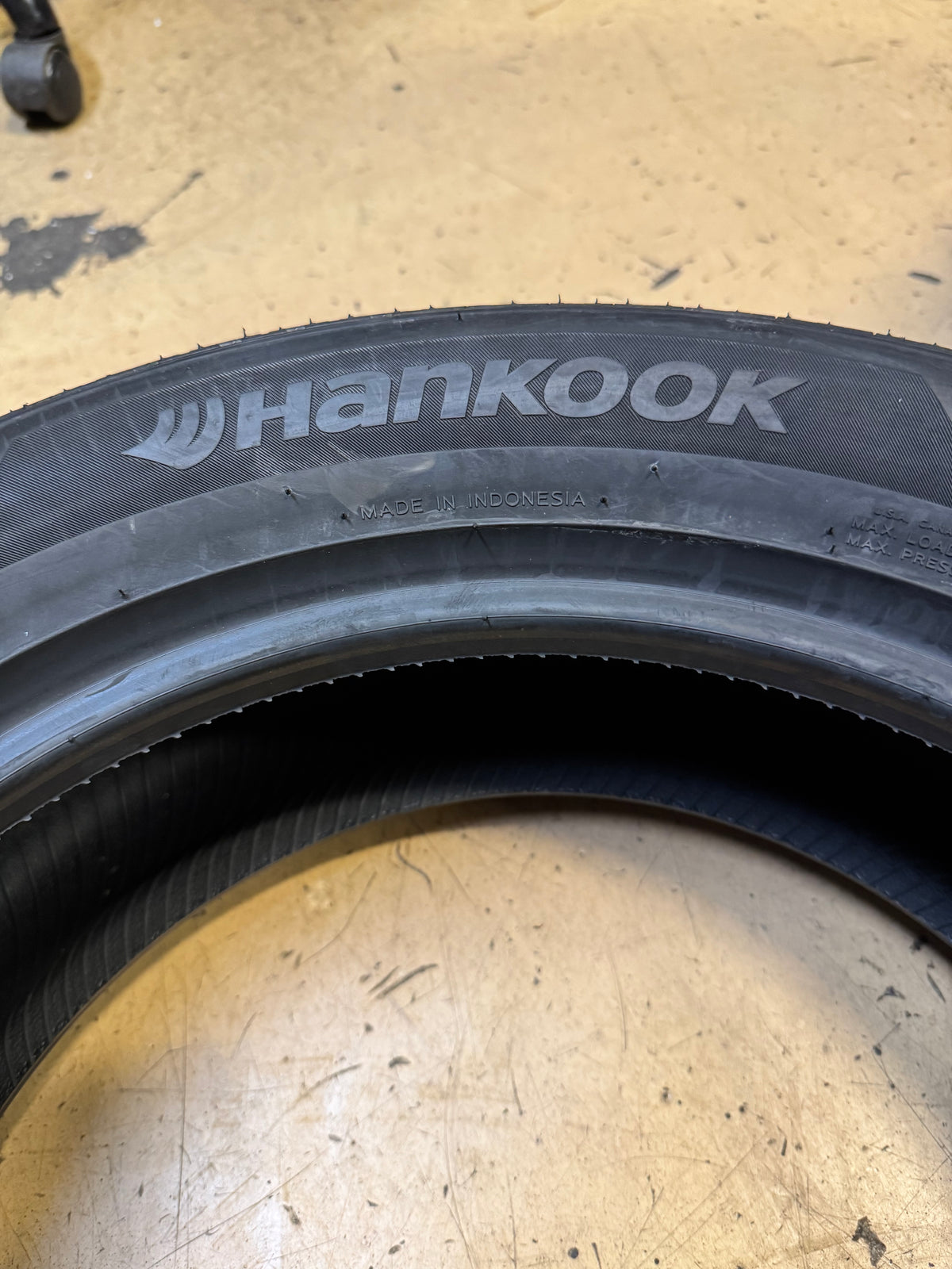2 HANKOOK KINERGY ST BSW P 215 55 17 94H ALL SEASON TIRE 1021509