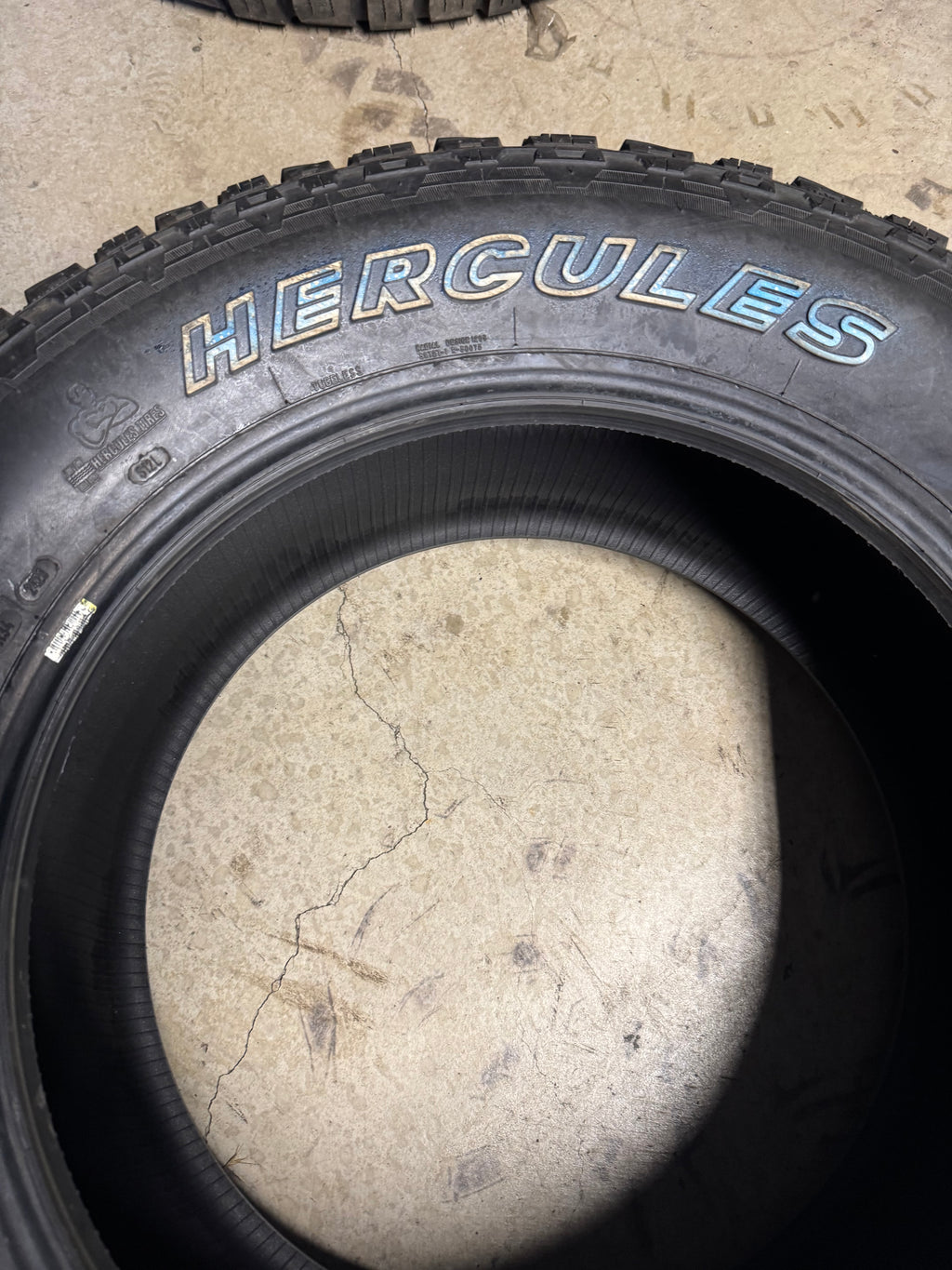 NOS HERCULES TERRA TRAC AT II OWL P 265 60 18 110T ALL TERRAIN TIRE 08556