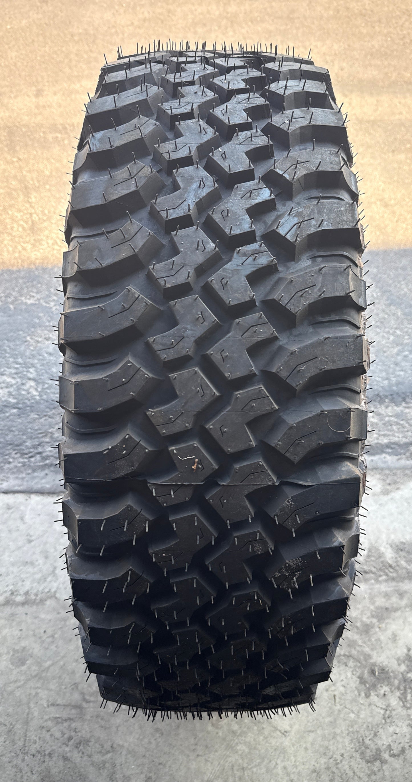 TREADWRIGHT THE CLAW II LT 275 65 20 126/123R LRE 10PLY TIRE C276520-WAL