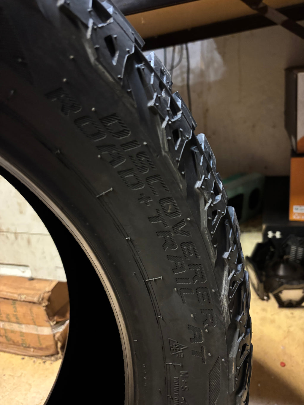 COOPER DISCOVERER ROAD + TRAIL P 265 50 20 111V XL ALL TERRAIN TIRE 171285049
