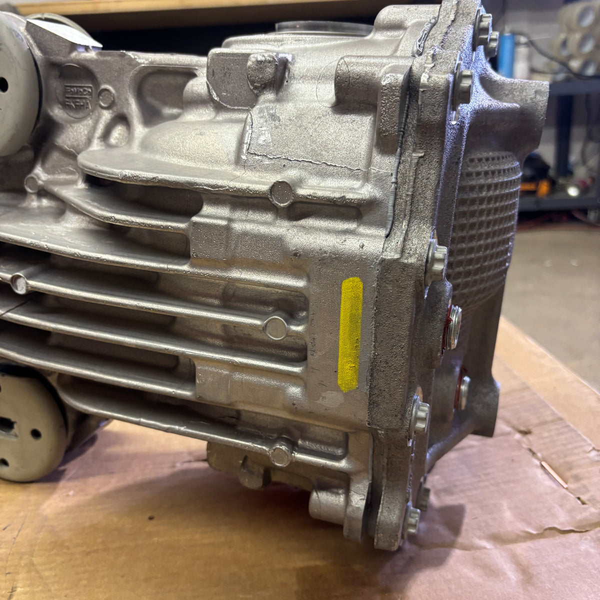 GENUINE FORD REAR DIFFERENTIAL 20-24 EXPLORER L1MW 4000 HE