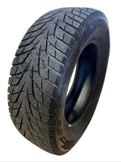 HANKOOK WINTER ICEPT IZ3 BSW P 205 65 15 94T WINTER TIRE 1032473