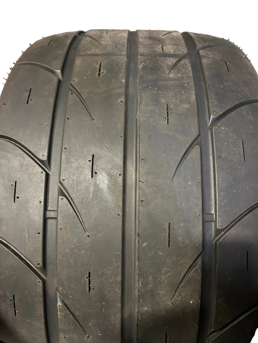 2 MICKEY THOMPSON ET STREET S/S BSW P 305 35 19 COMPETITION TIRE 315100003