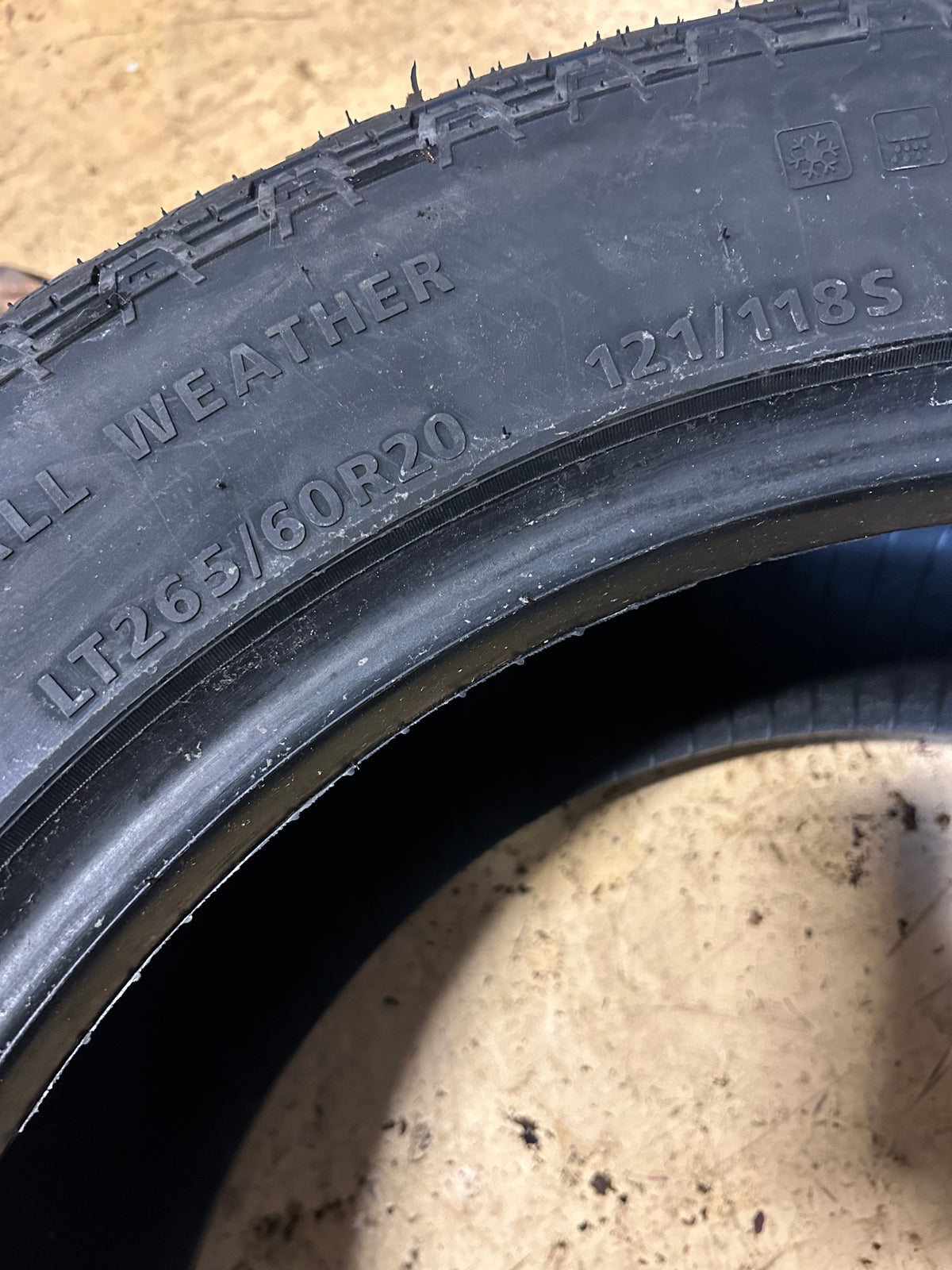 LEXANI TERRAIN BEAST AT BSW LT 265 60 20 121/118S 10PLY TIRE LXSTAT2060020