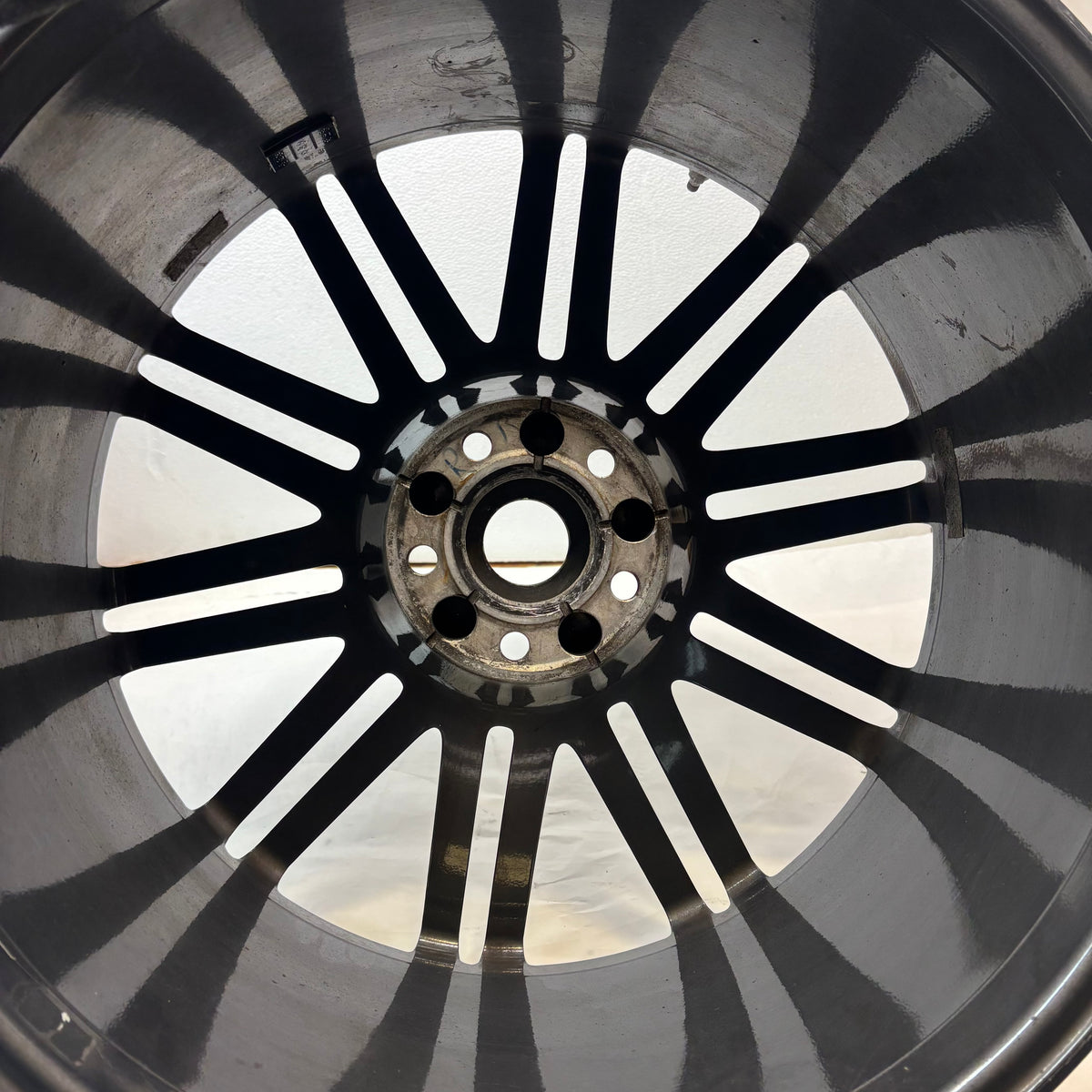 GENUINE PORSCHE MACAN 21 INCH STAGGERED SET F:21X9 ET26 R:21X10 ET26 WHEELS