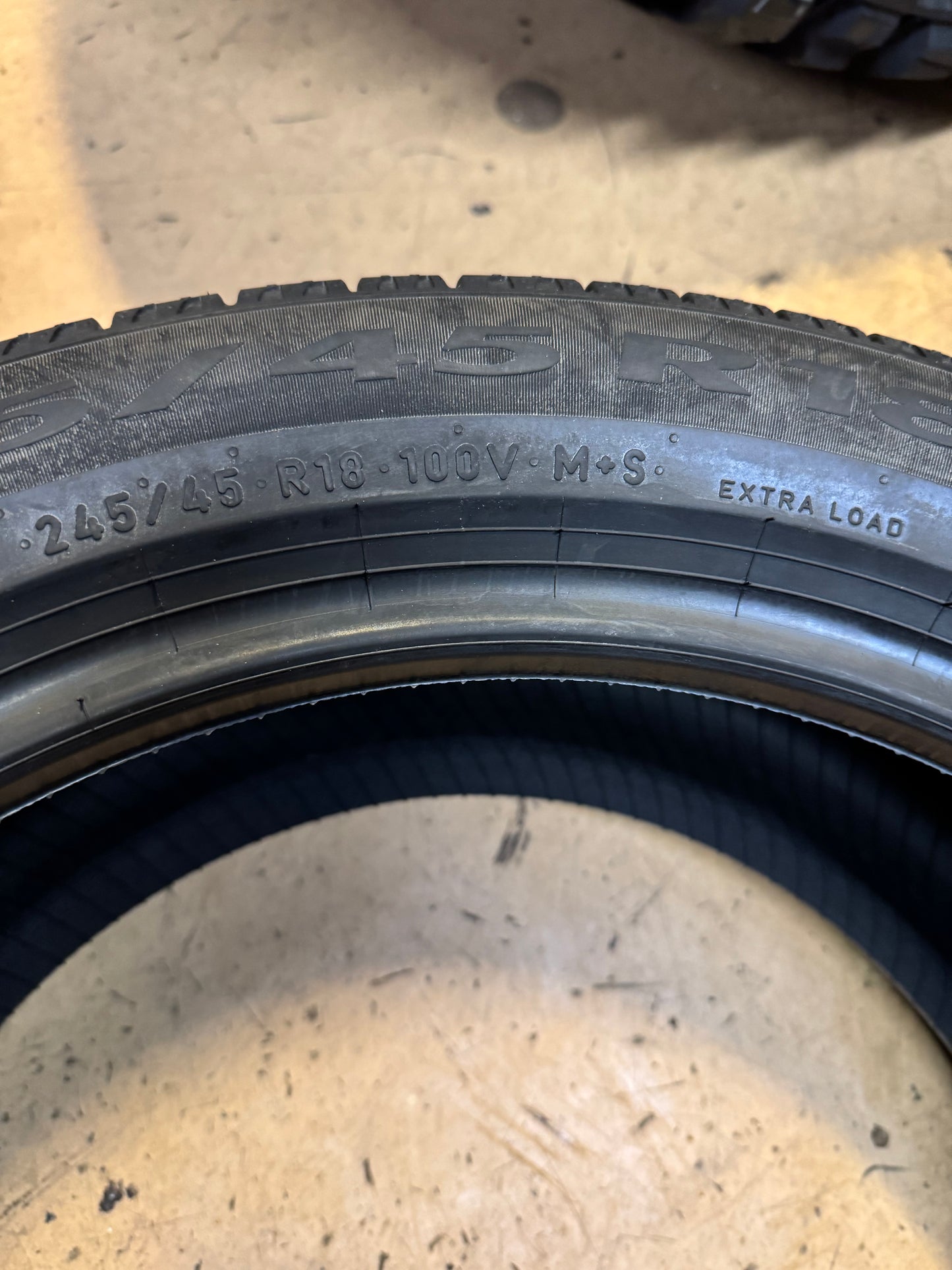 PIRELLI P7 AS PLUS 3 BSW P 245 45 18 100V XL ALL SEASON TIRE 4223600