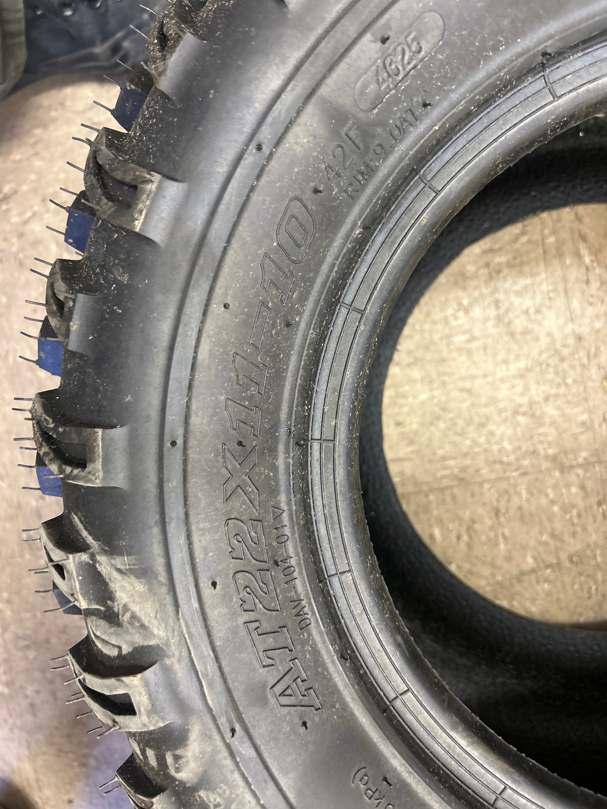 DUHOW DAV104 BSW AT 22 11 10 42F 4PLY ATV/UTV TIRE D221110