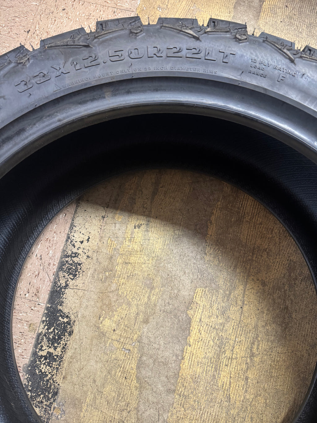 KELFIRE DMR R/T BSW LT 33 12.5 22 114Q 12PLY RUGGED TERRAIN TIRE 1912002333