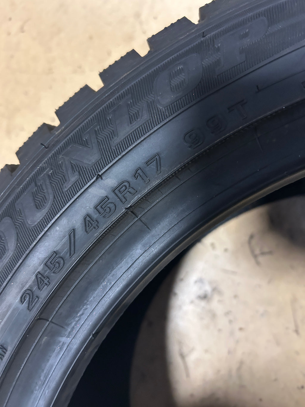 NOS DUNLOP WINTER MAXX BSW P 245 45 17 99T XL WINTER TIRE 266029735