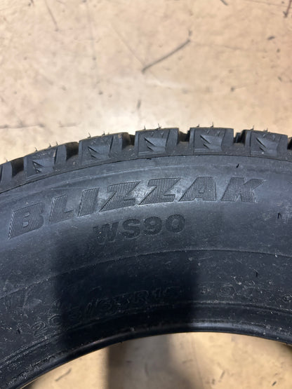 BRIDGESTONE BLIZZAK WS90 BSW P 205 65 15 94T WINTER TIRE 001171