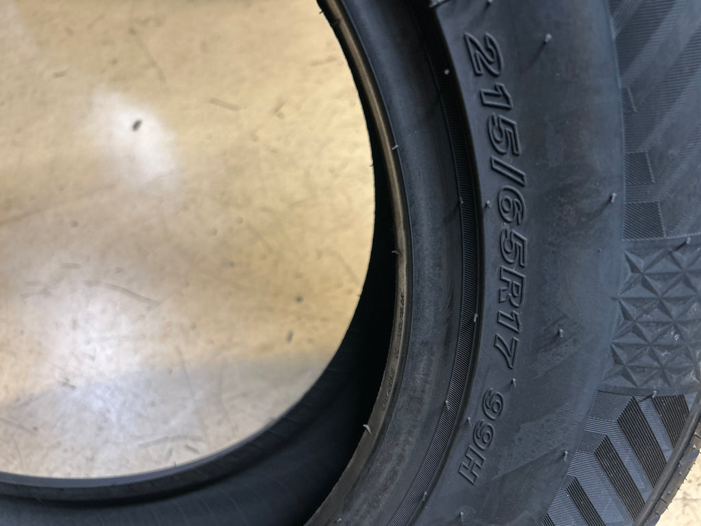 NOS 2 NEXEN N5000 PLATINUM BSW P 215 65 17 99H TOURING 18177NXK