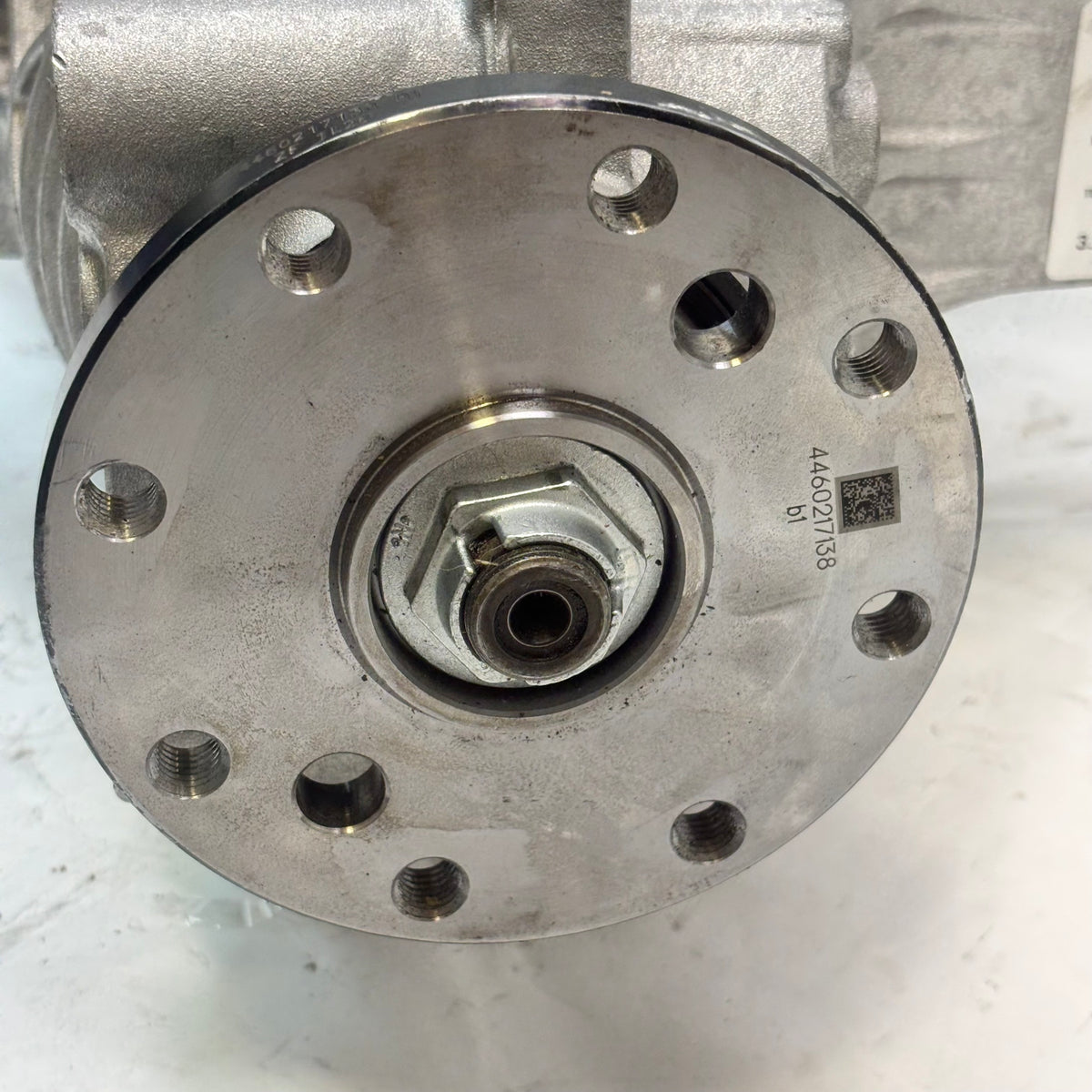 GENUINE MOPAR COMLETE AXLE ASSEMBLY 22-23 JEEP WAGONEER 3.21 68403538AB