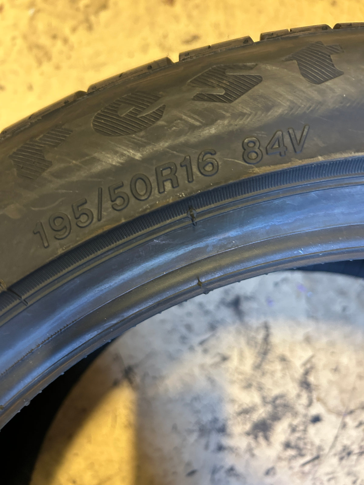 2 NOS FIRESTONE FIREHAWK A/S BSW P 195 50 16 84V ALL SEASON TIRE 001410