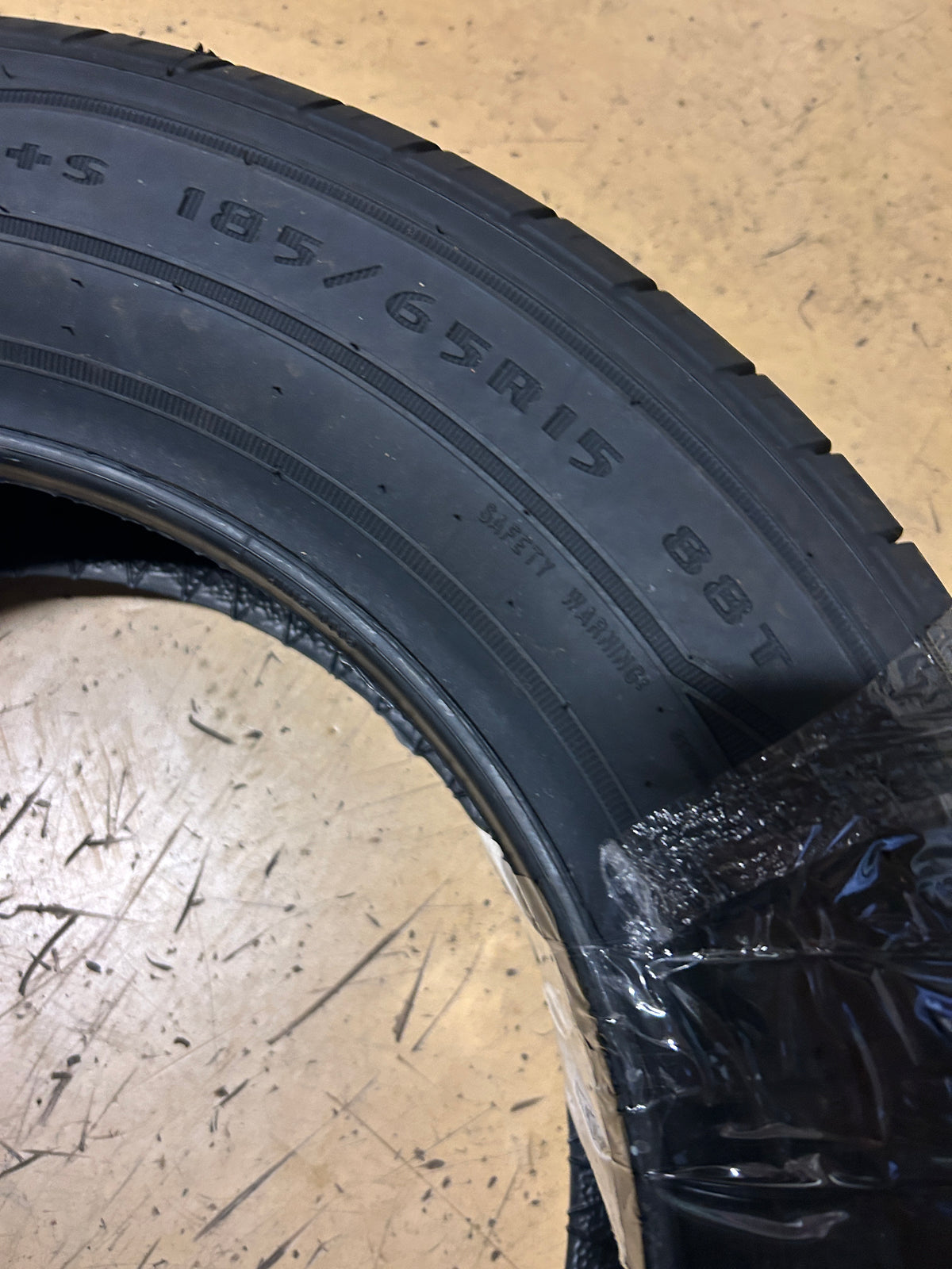 GOODYEAR ASSURANCE ALL SEASON BSW P 185 55 15 88T  ALL SEASON TIRE 407259374