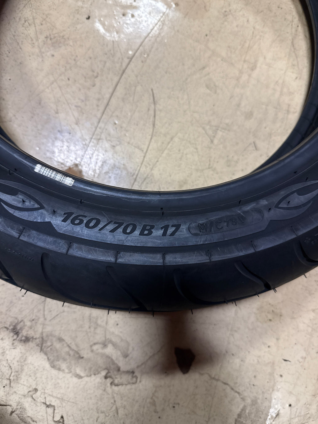 MICHELIN COMMANDER II BSW 160 70 17 73V FRONT MOTORCYCLE TIRE 02068
