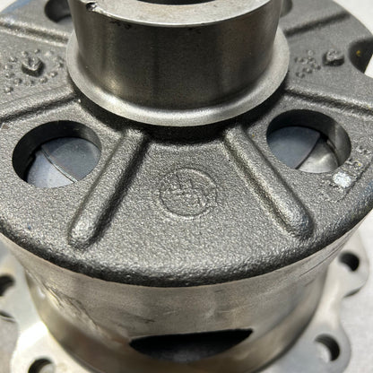 AAM 2019+ DODGE RAM 3500 30-SPILINE LIMITED SLIP REAR DIFFERENTIAL