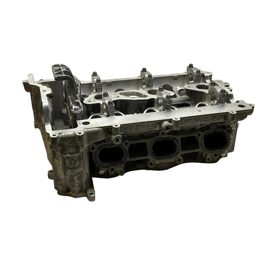 PORSCHE 911 11-16 CARRERA S 4S GTS RIGHT CYLINDER HEAD 9A1 104 112 8R