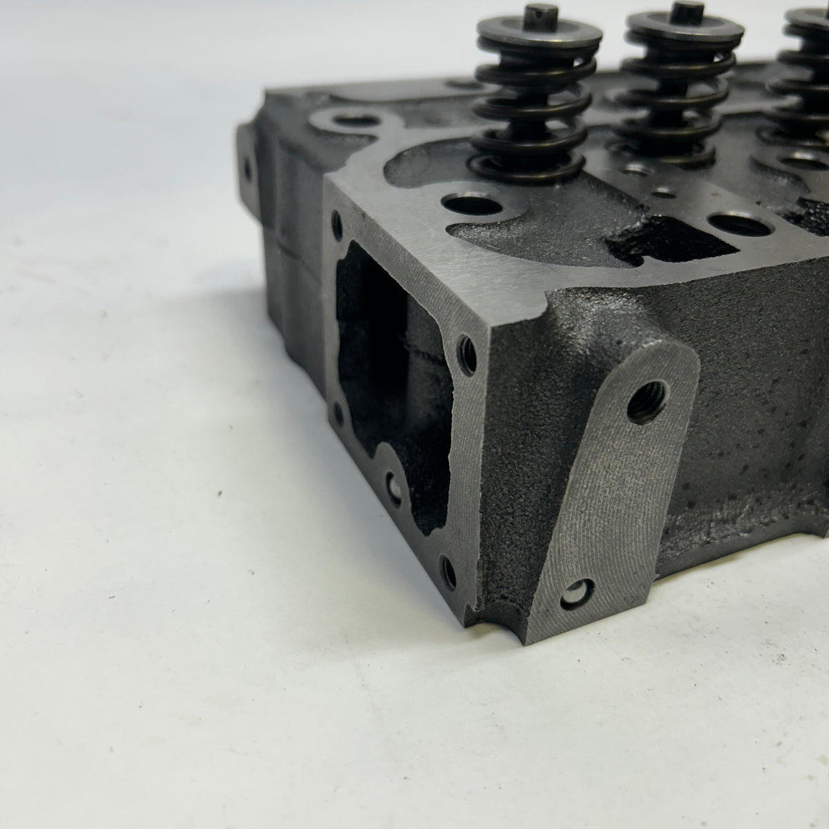 AFTERMARKET KUBOTA COMPLETE CYLINDER HEAD 1603003044