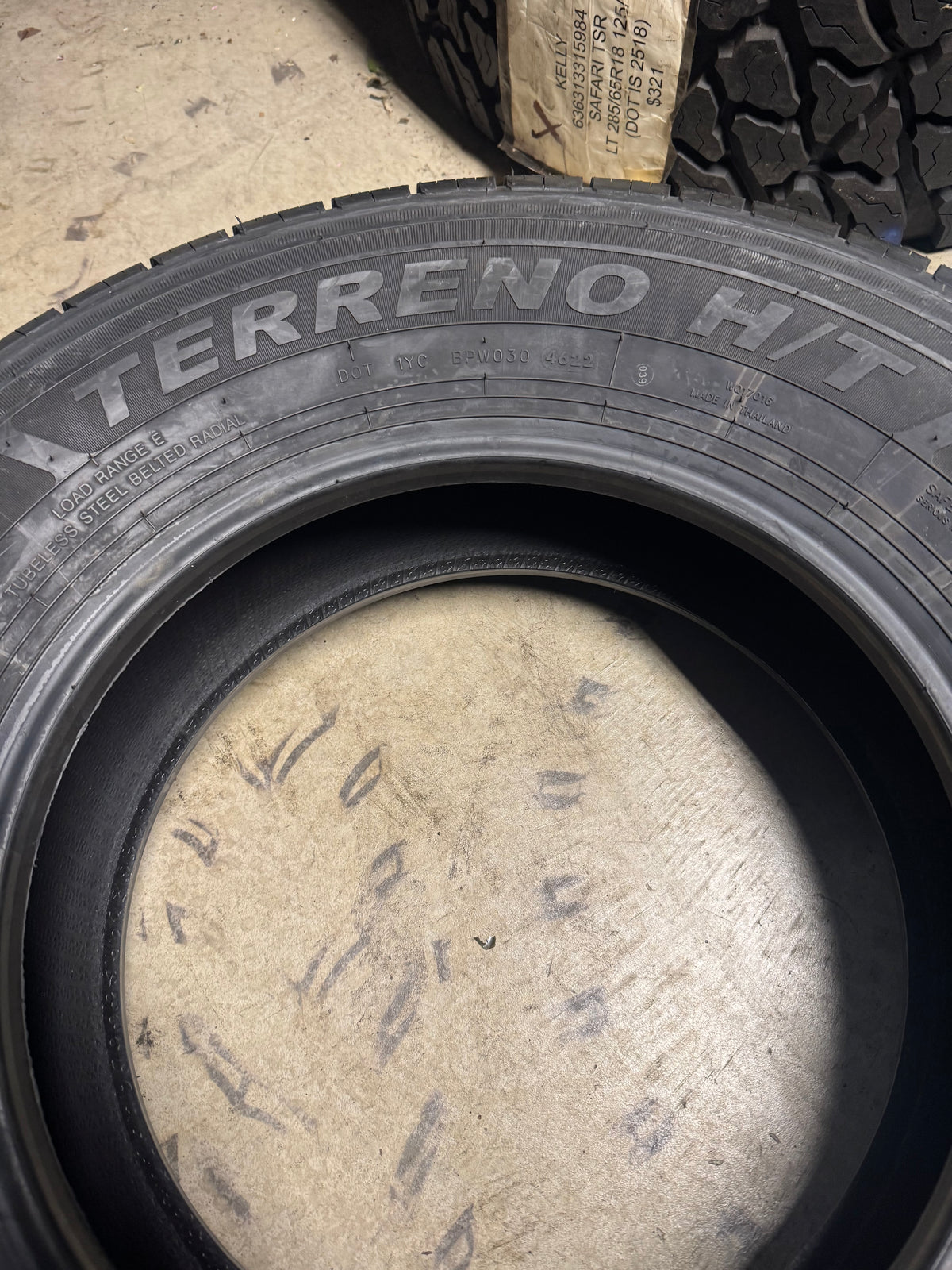 FINALIST TERRENO HT BSW LT 265 70 17 121/118S 10PLY HIGHWAY TERRAIN TIRE LLLT031