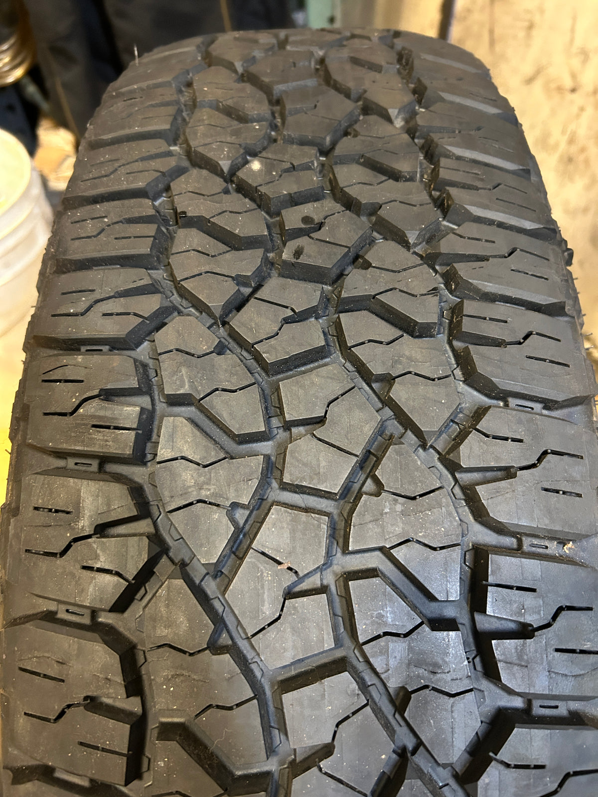 GOODYEAR WRANGLER WORKHORSE AT OWL P 265 70 18 116T  ALL TERRAIN TIRE 480070856