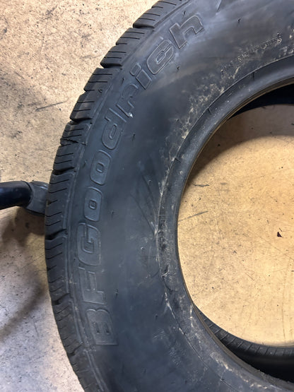 BFGOODRICH ADVANTAGE CONTROL ALL SEASON BSW P 215 70 15 98H  TIRE 00939
