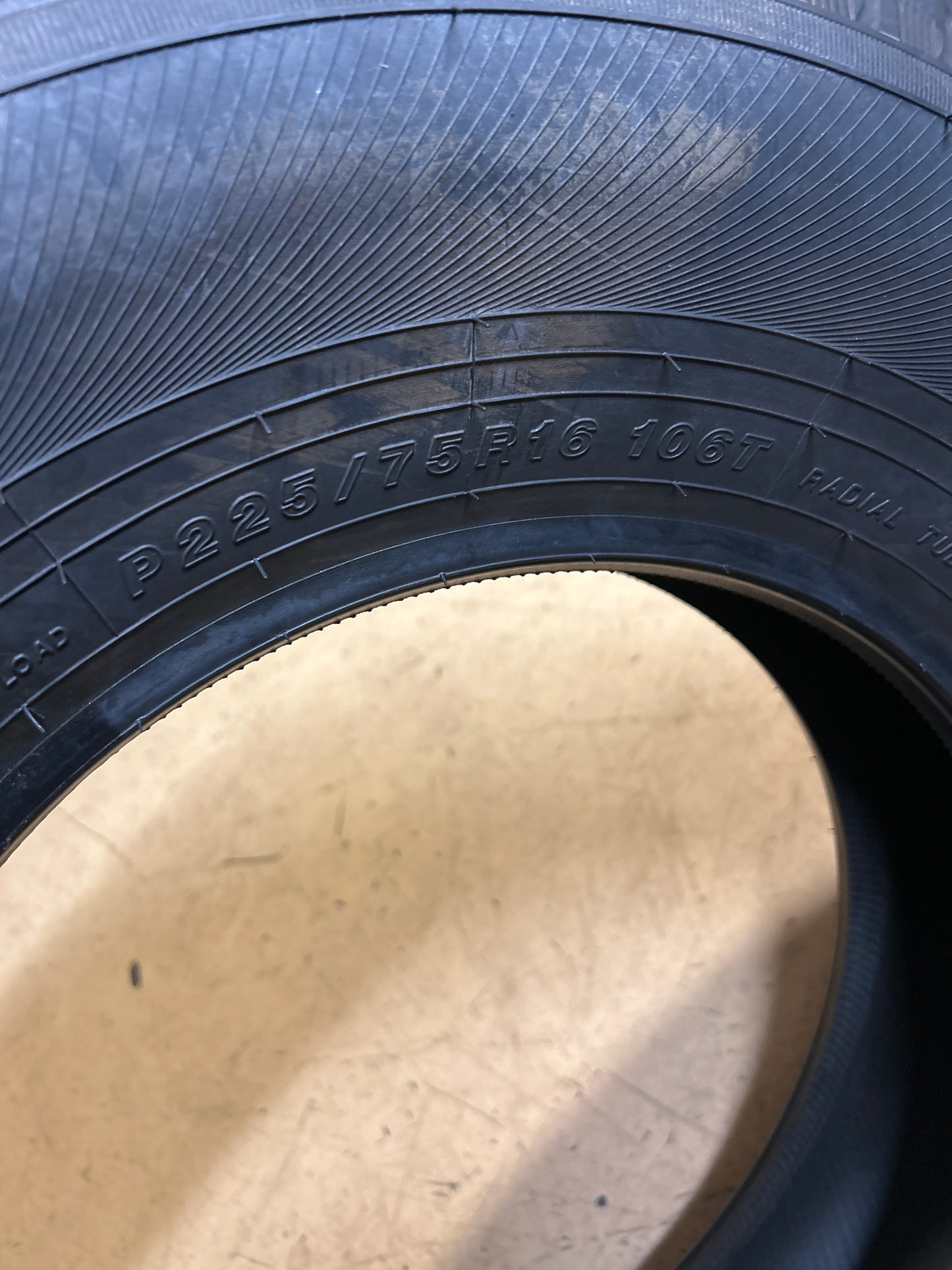 NOS YOKOHAMA YK-HTX BSW P 225/75R16 106T XL ALL SEASON TIRE 110105408