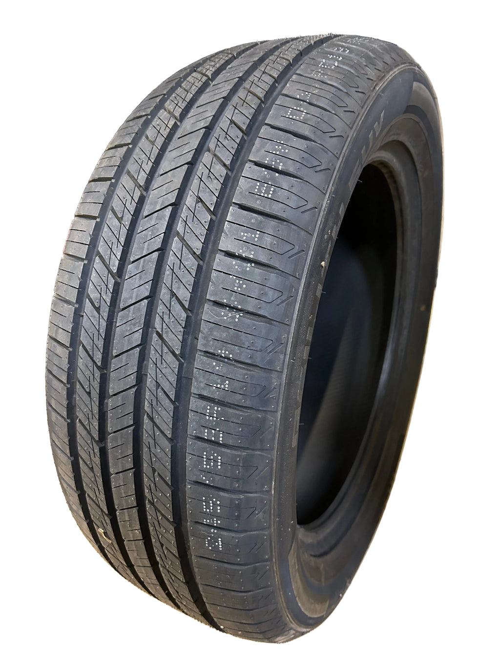 BLACKHAWK AGILITY SUV BSW P 245 55 19 103V ALL SEASON TIRE 4120187V