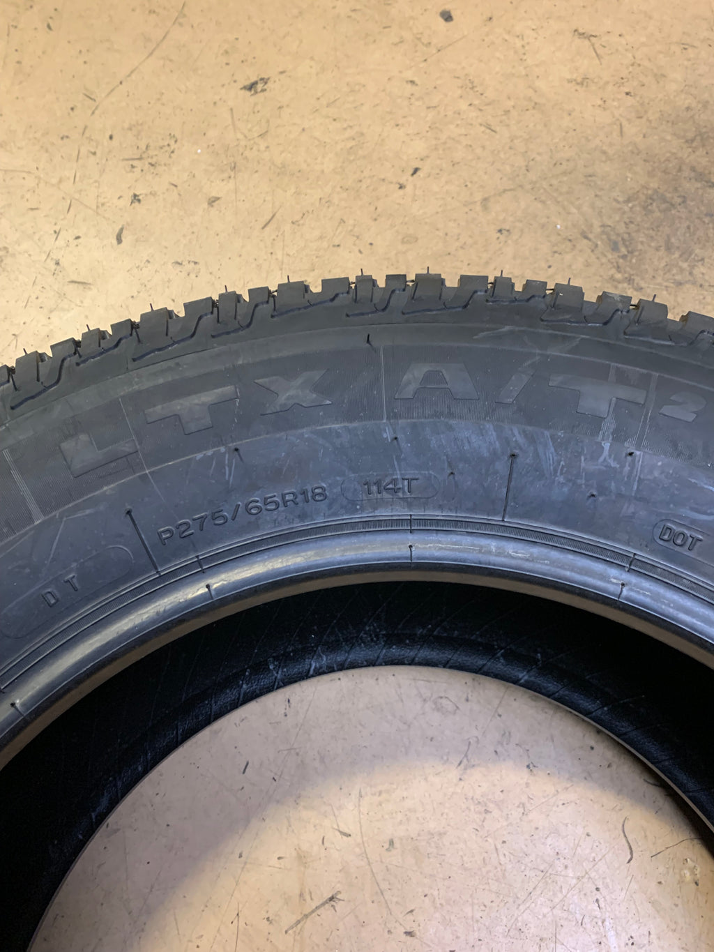 MICHELIN LTX A/T2 BSW P 275 65 18 114T SL ALL TERRAIN TIRE 06841