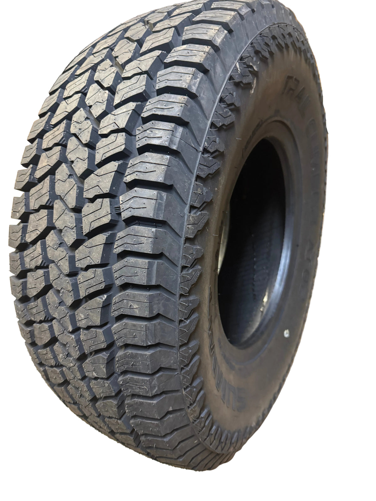 SUMMIT TRAIL CLIMBER AT02 BSW LT 31 10.5 15 109S ALL TERRAIN TIRE 20915
