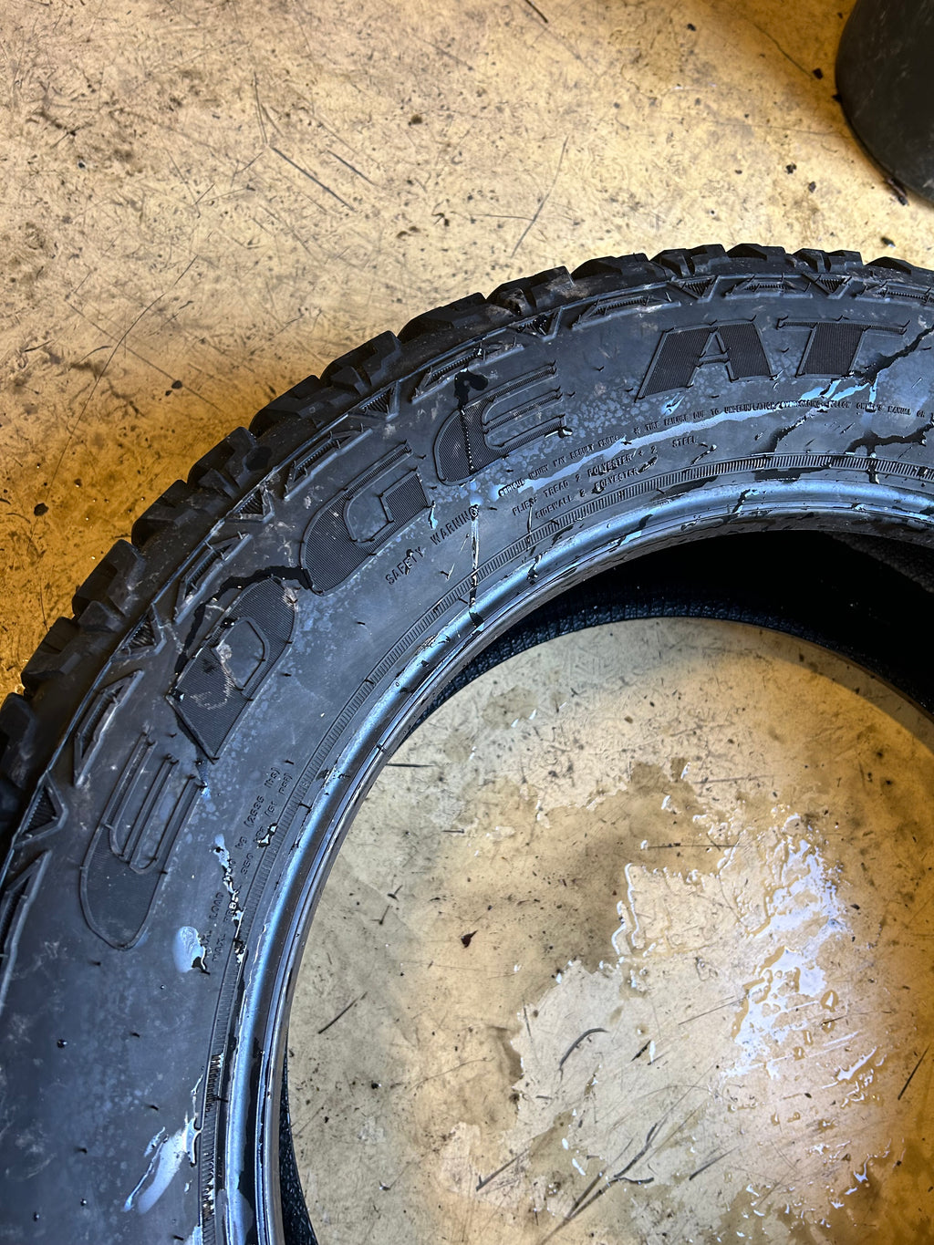 KELLY EDGE AT BSW P 275 55 20 113S ALL TERRAIN TIRE 357636279