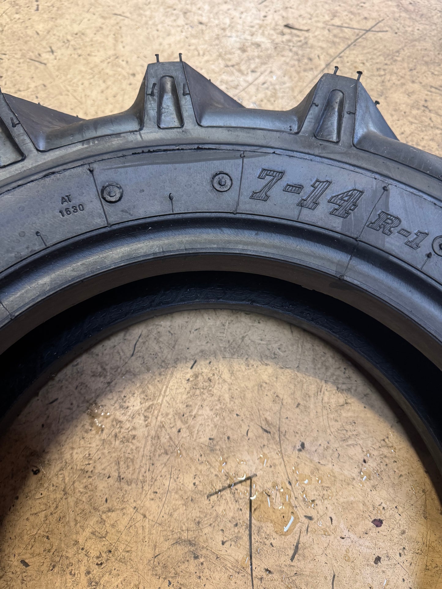 AGSTAR 1630 R-1 BSW AT  7 14 6PLY FARM TIRE 300113625