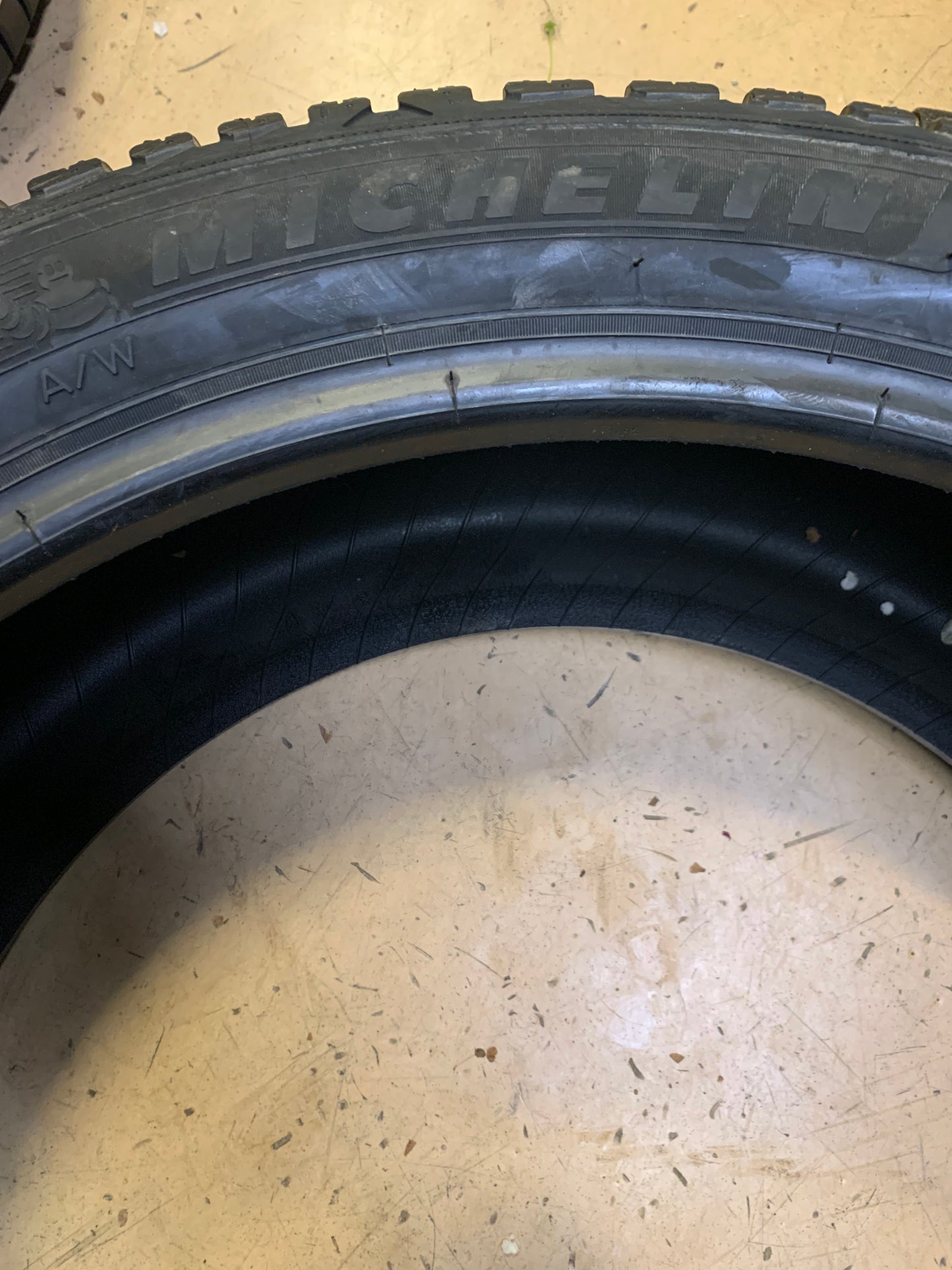 MICHELIN CROSSCLIMATE 2 BSW P 235 45 20 100H XL ALL SEASON TIRE 10503