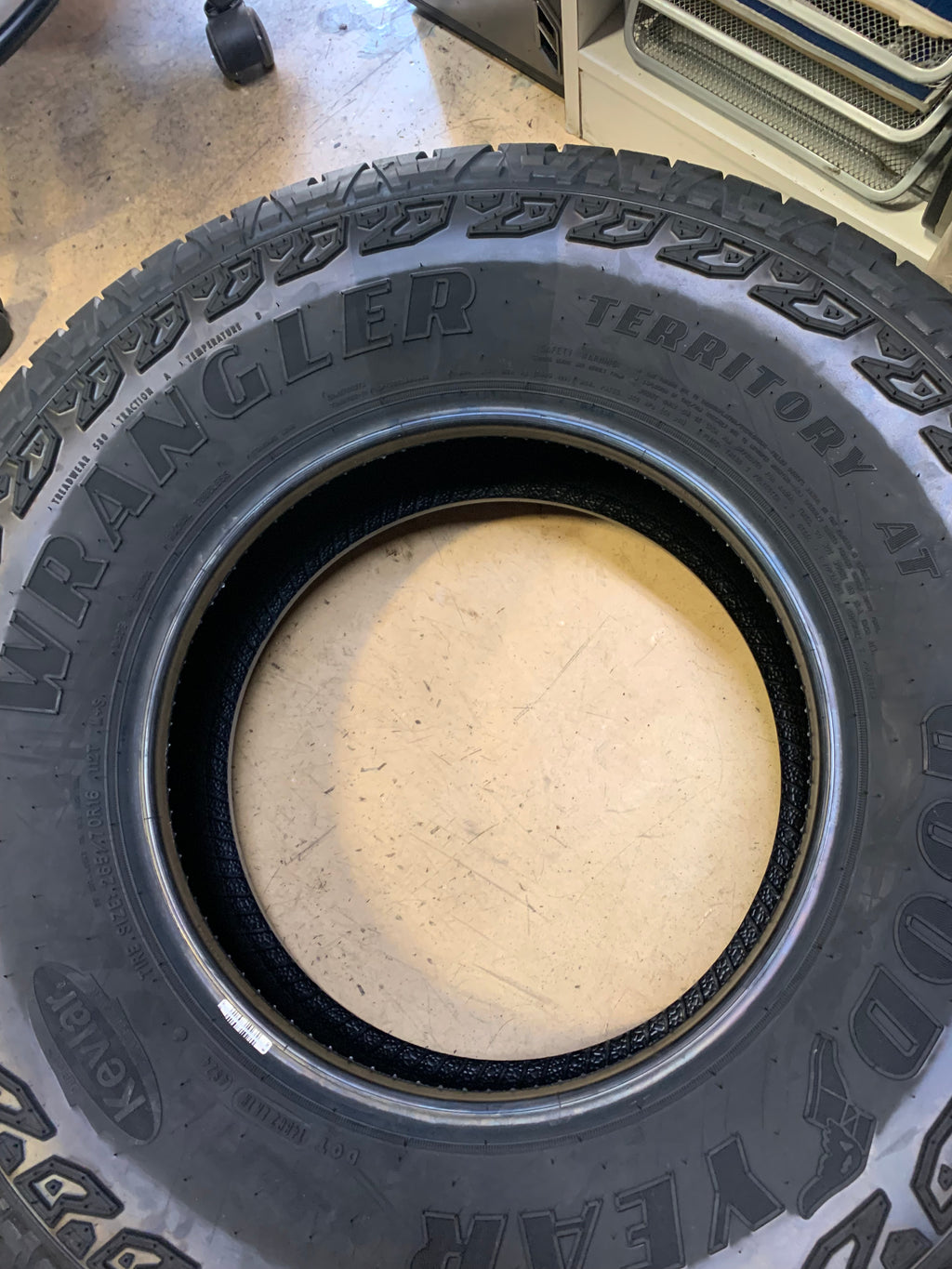 2 GOODYEAR WRANGLER TERRITORY AT BSW P  265 70 16 112T ALL TERRAIN TIRE 734070640