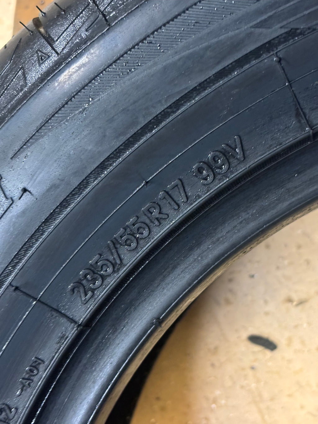 TOYO EXTENSA HP II P 235 55 17 99V SL ALL SEASON TIRE 196440