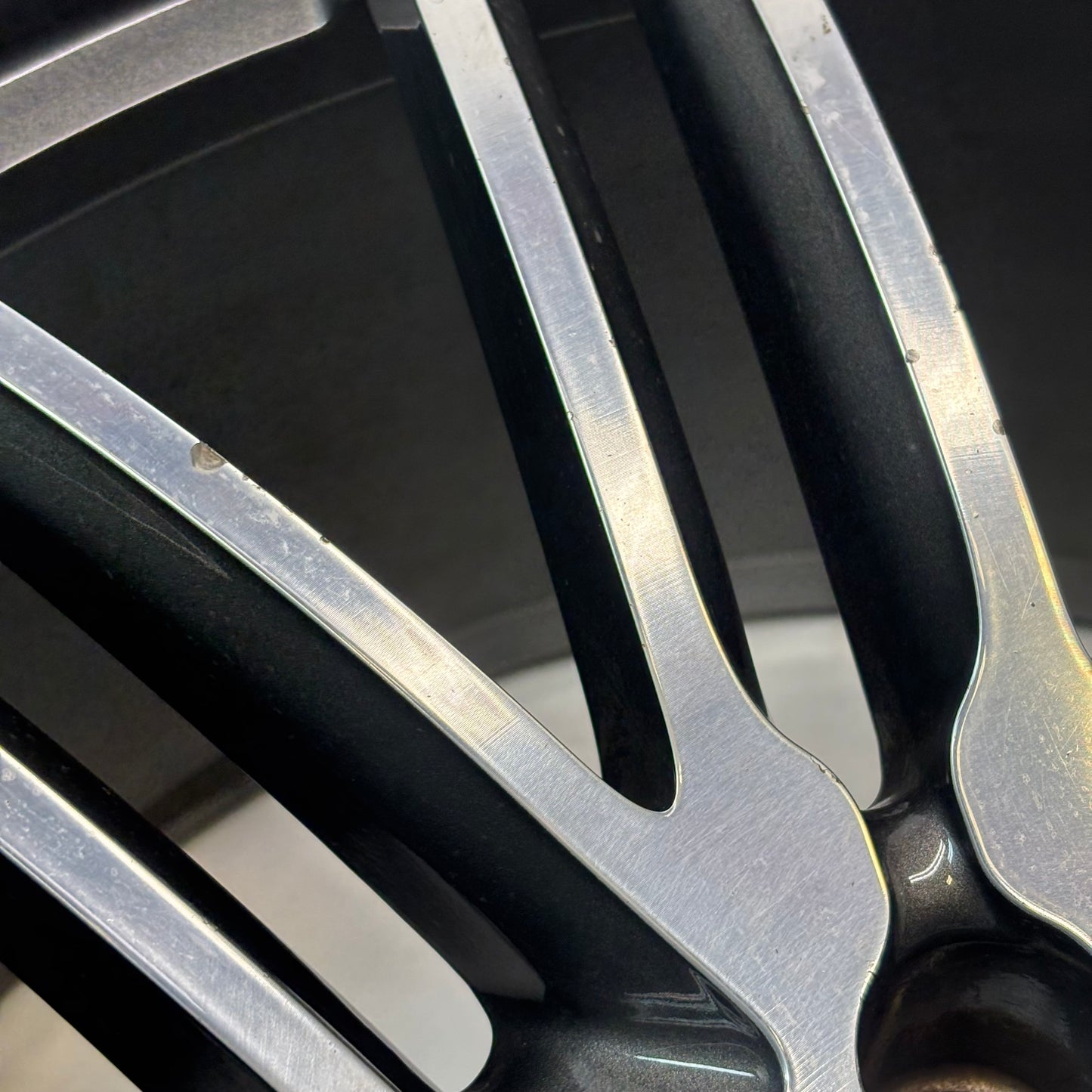 GENUINE PORSCHE MACAN 21 INCH STAGGERED SET F:21X9 ET26 R:21X10 ET26 WHEELS