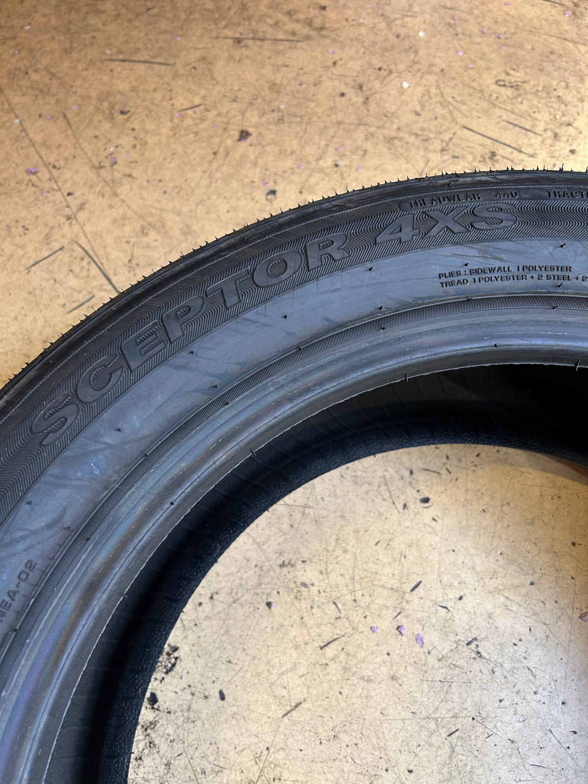 SCEPTOR 4XS BSW P 235 50 18 97W ALL SEASON TIRE RSX15