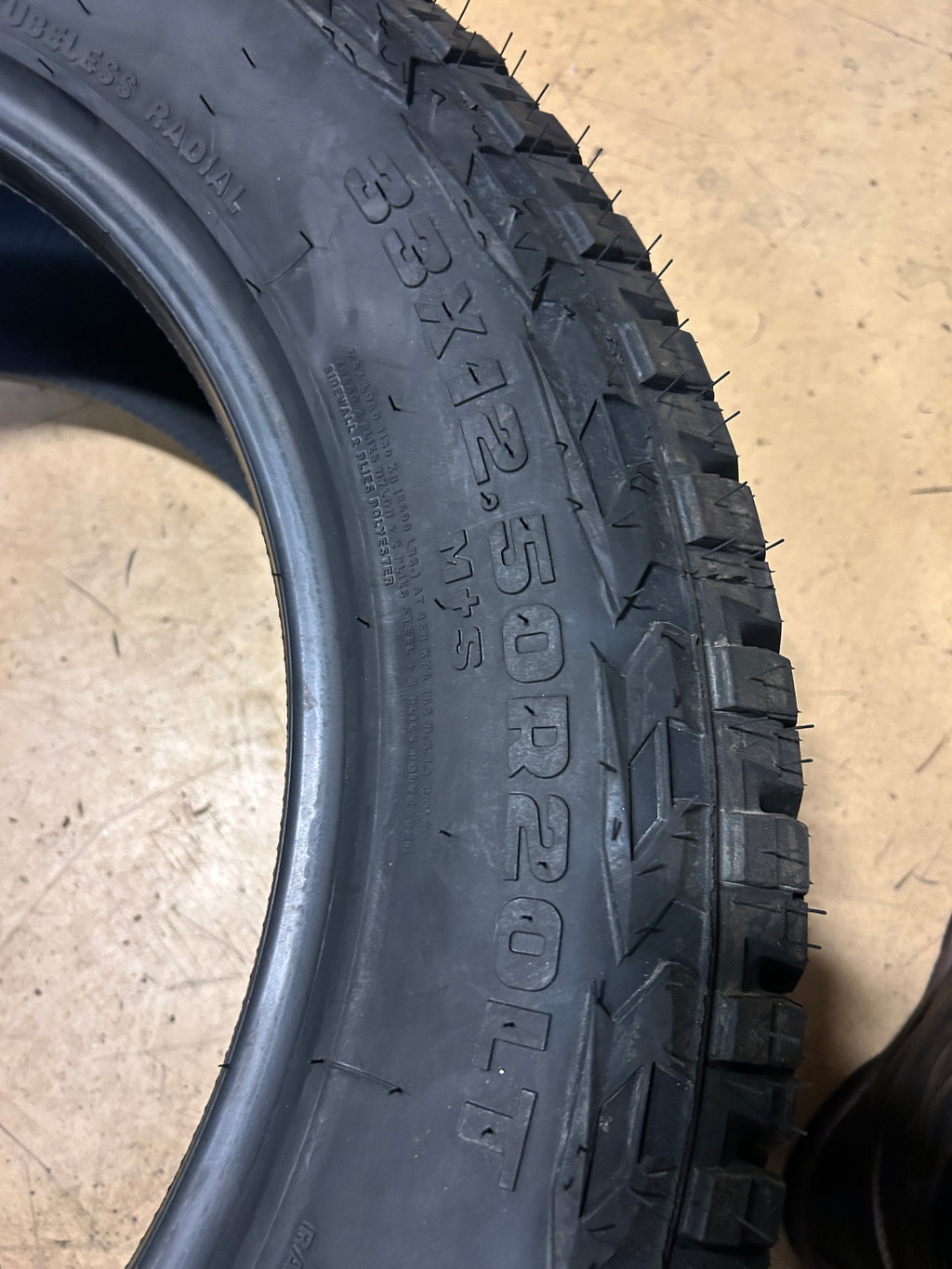 GLADIATOR X COMP A/T RWL LT 33 12.5 20 114Q 10PLY ALL TERRAIN TIRE 1932360533