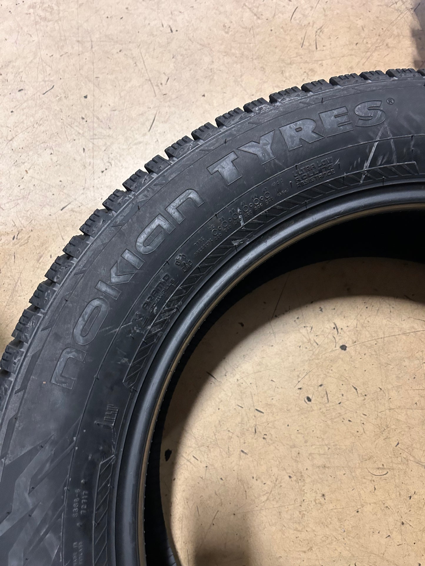 4 NOKIAN HAKKAPELIITTA R5 SUV BSW P 255 55 20 110R XL WINTER TIRE T432250