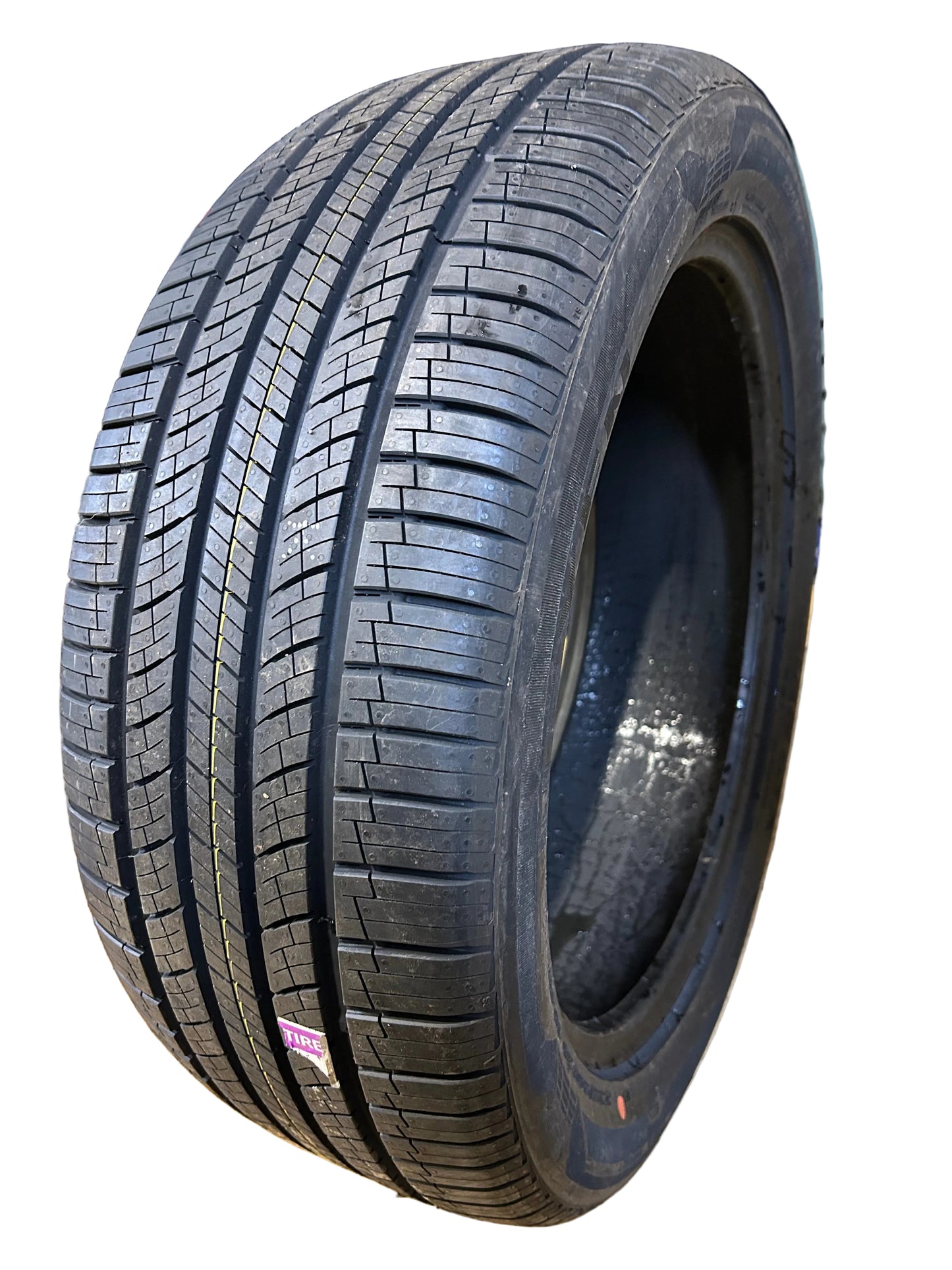 NEXEN ROADIAN GTX BSW P 235 50 20 104W XL ALL SEASON TIRE 19805NXK