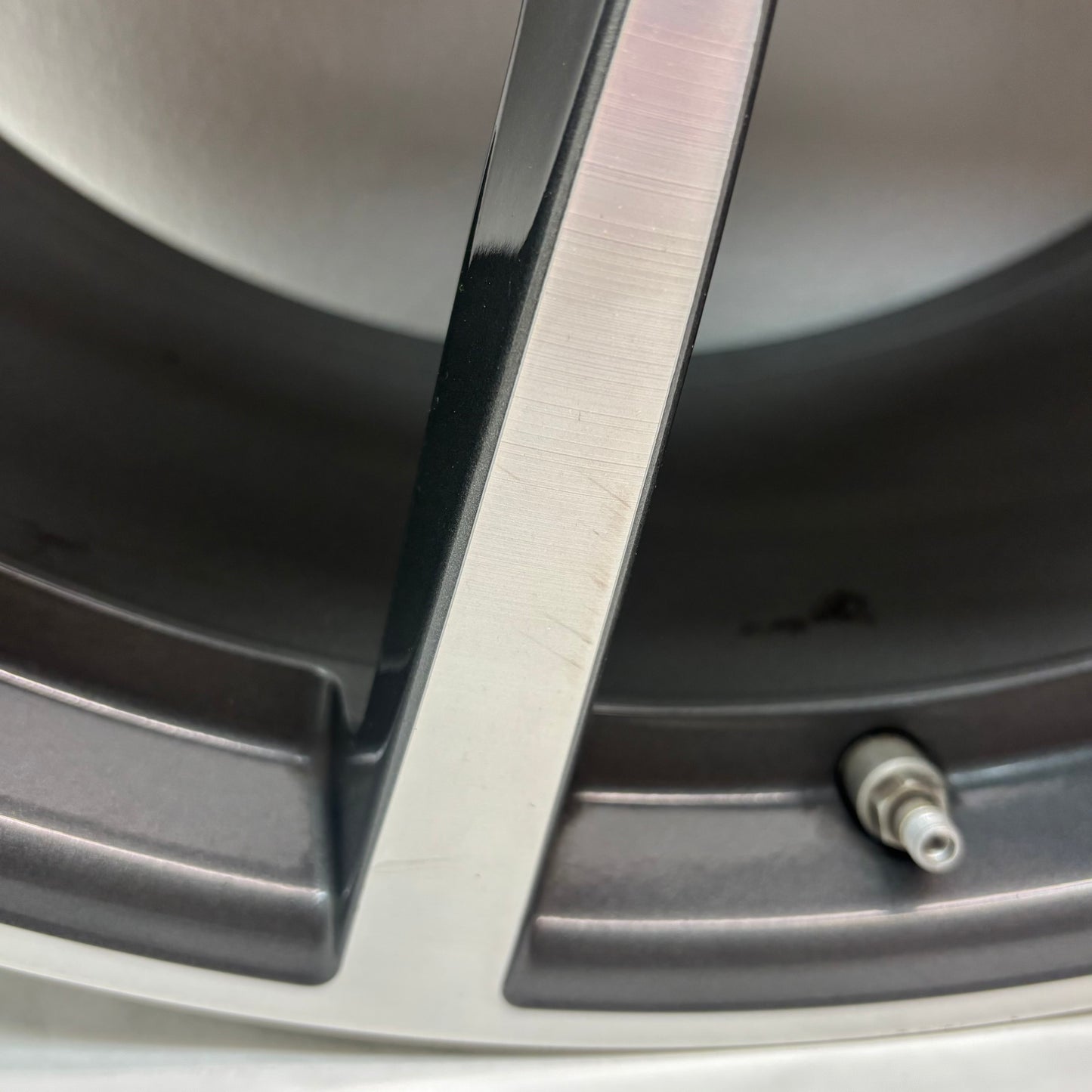 GENUINE PORSCHE 911 RAD CARRERA CLASSIC II 20X11 20X8.5 STAGGERED SET WHEELS