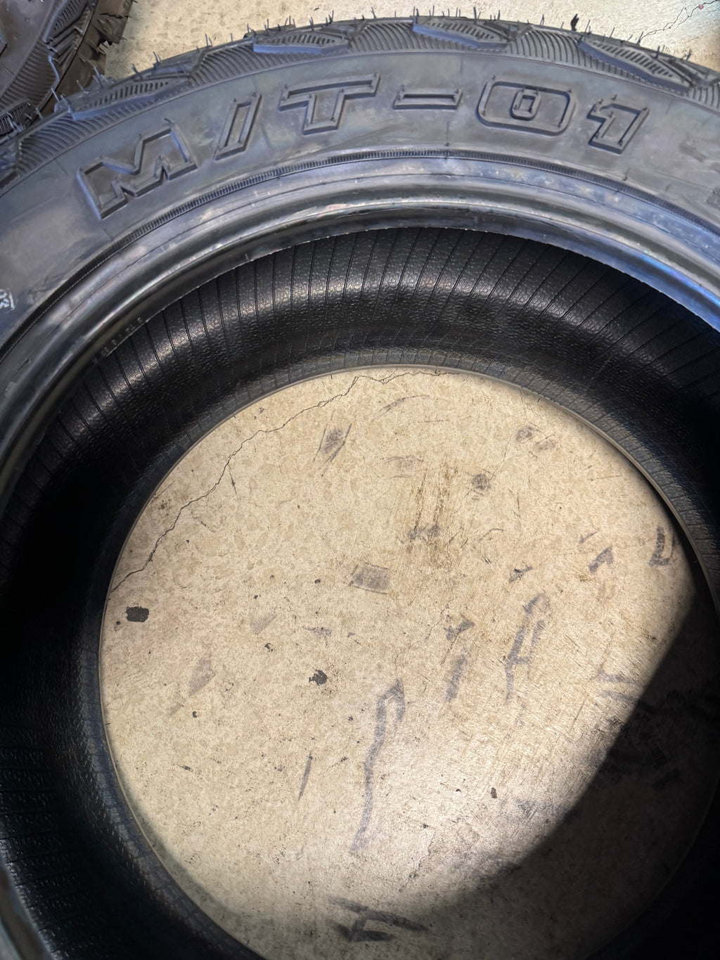 2 NOS ACCELERA M/T-01 BSW P 265 60 18 110S MUD TERRAIN TIRE 1200047655
