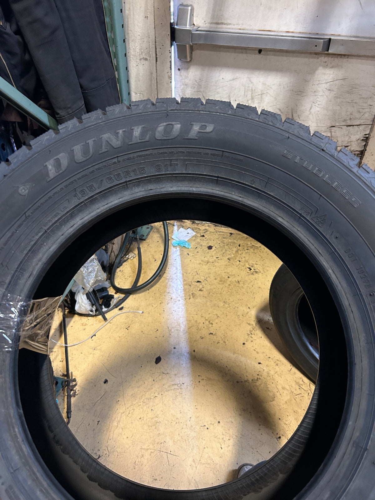 DUNLOP WINTER MAXX WM02 BSW P 195 65 15 91T  WINTER TIRE 10044329