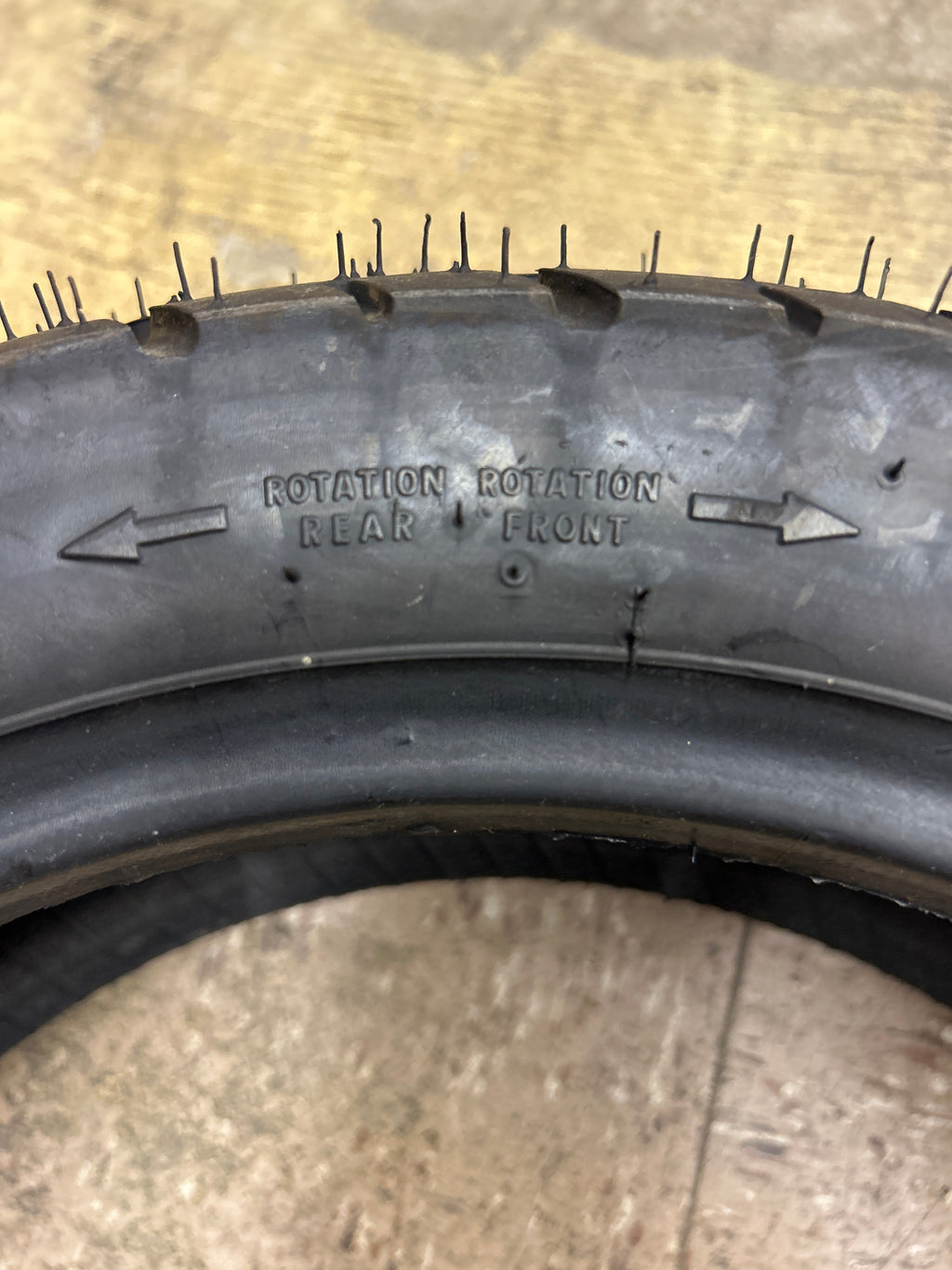 SHINKO SR723 BSW 130 70 12 62P REAR SCOOTER TIRE 874500