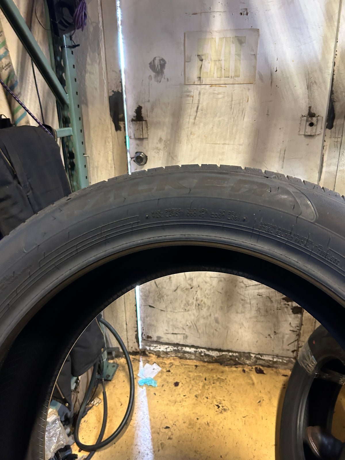 FALKEN ZIEX CT60A BSW P 275 45 21 110W  ALL SEASON TIRE 59000970