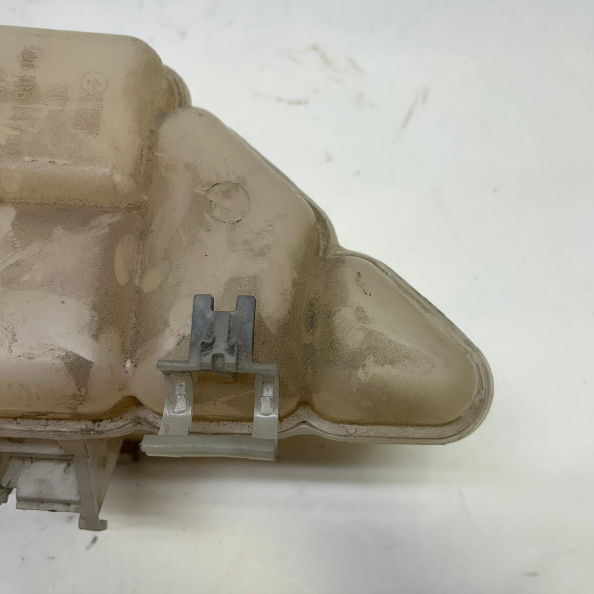 PORSCHE COOLANT EXPANSION TANK MISSING CAP  99610615703