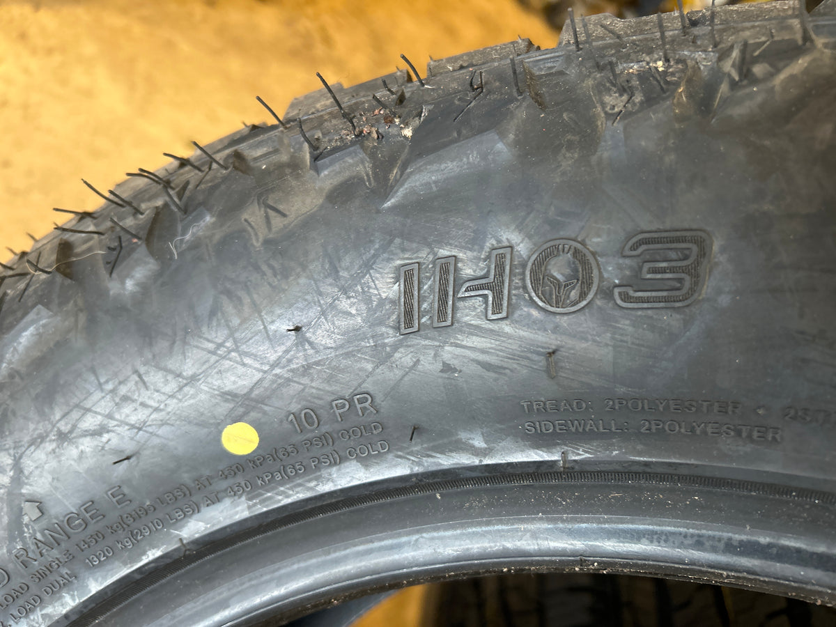 IRONHEAD THRASHER AT IH03 BSW LT 305 55 20 121R 10PLY ALL TERRAIN TIRE IHAT32K